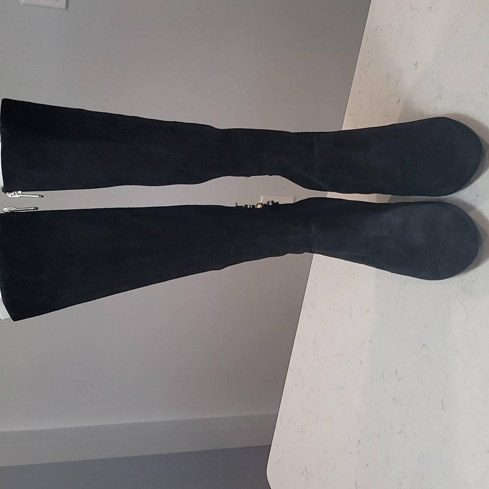 Anne Klein Black Suede Knee High Boots Size 6.5